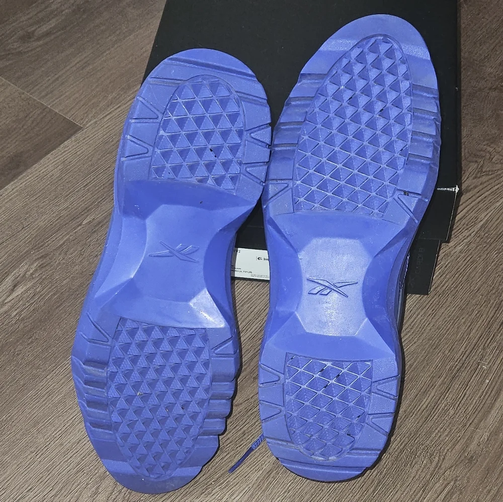 Cardi's edition Reebok - Picture 5 of 6